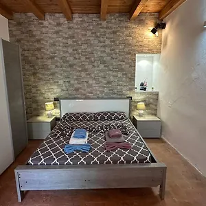 In Centro Storico A 15 Min Dal D'iseo - Free Wi-fi - Ac Appartamento